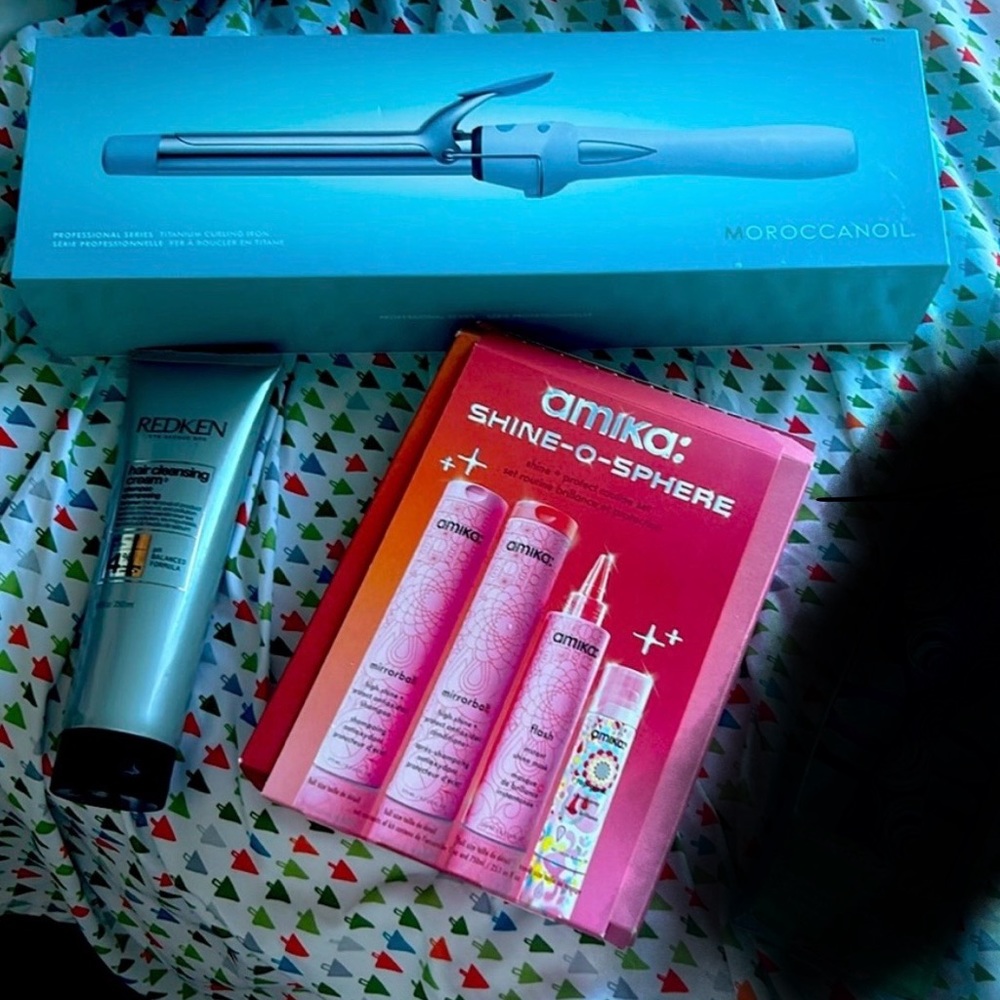 HAIR BUNDLE Amika set, morrocanoil curing iron, and redken shampoo